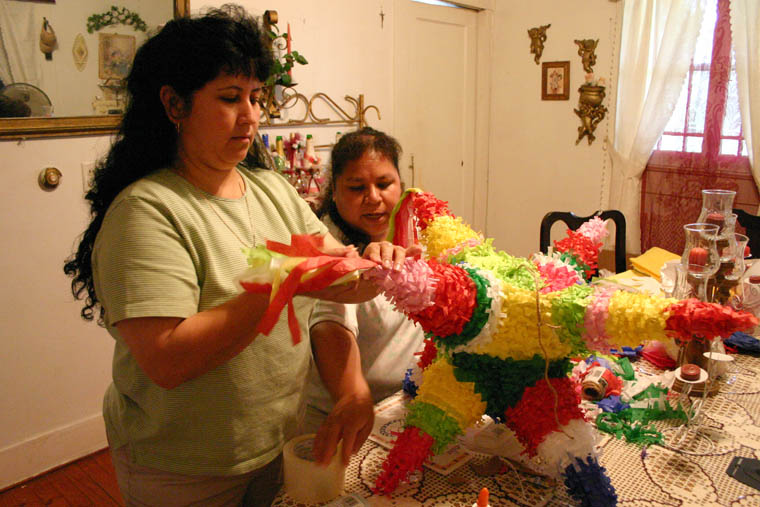 Mexican Piñata (Large 32 inches) - Authentic Handmade Foldable Large Pinata  for Birthday Party - Piñatas para Cumpleaños - Mexican Pinata for Kids 